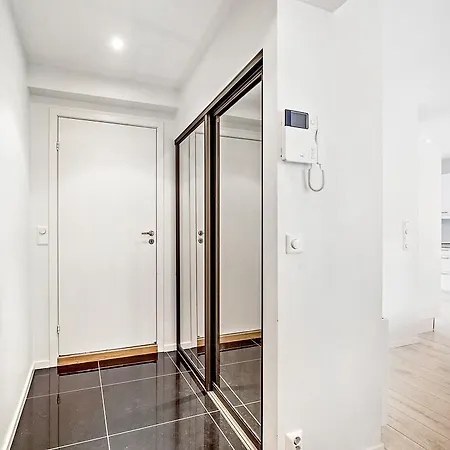 Engen Apartment *